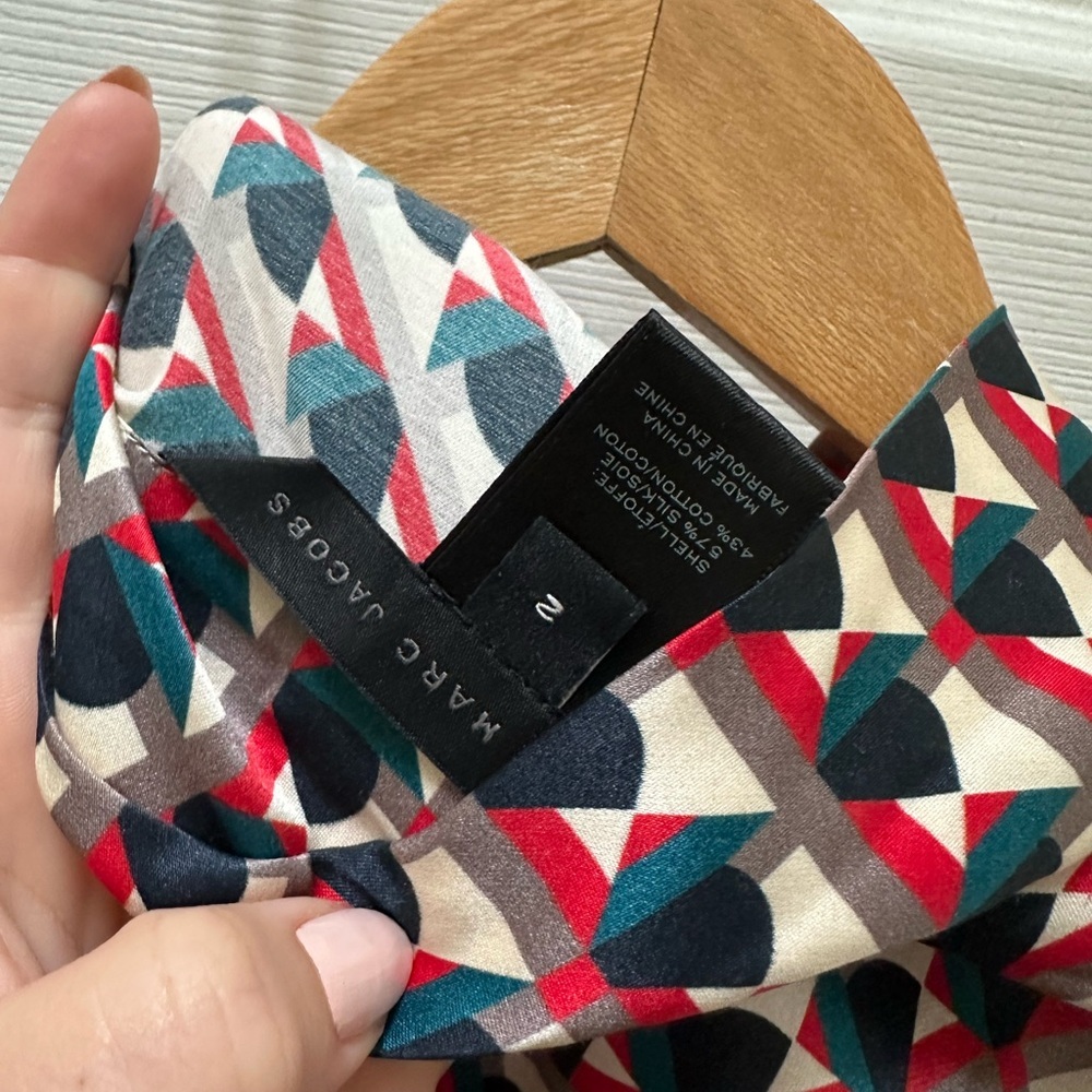 Marc By Marc Jacobs Red Black White Geometric Blouse tie neck silk cotton 2 - Picture 4 of 6